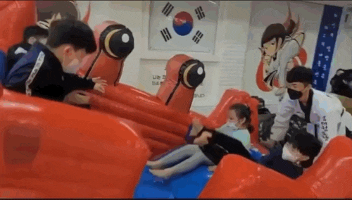 f6c18cc7ecdcf82e2d91a5f8342ba12c_1663564504_205.gif